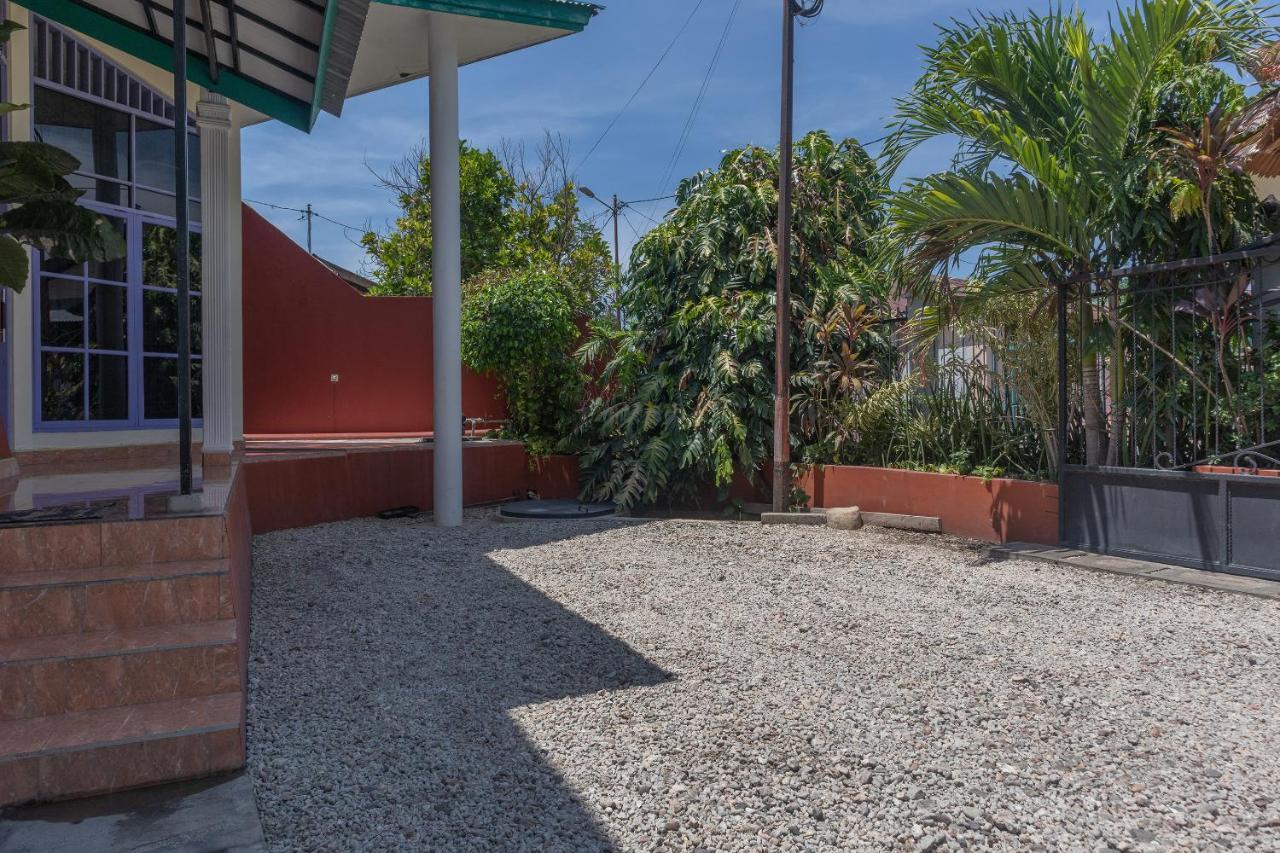 Spot On 2063 Bethania Residence Kupang  Bagian luar foto